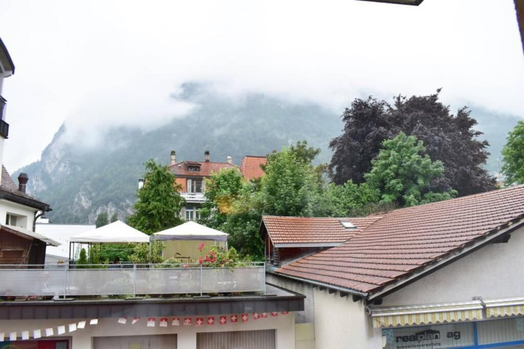 Modern Apartment 모던 펜션 Interlaken Kültér fotó